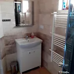 Na Lesnej 木屋 *